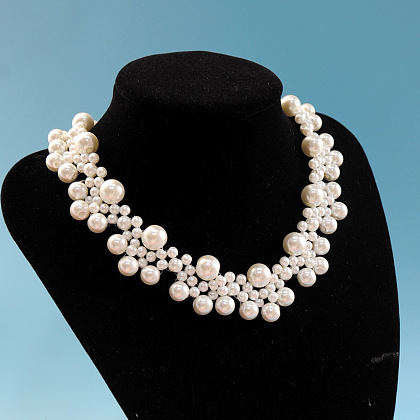 Elegante collar de perlas-1
