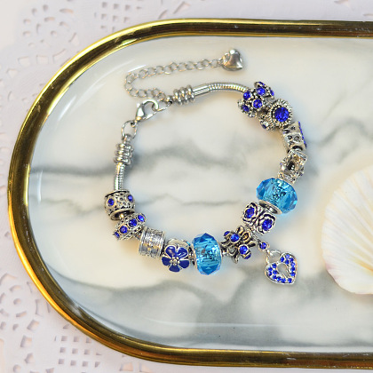 PandaHall Selected мастер-класс по изготовлению синего браслета из бусин-прокладок-4