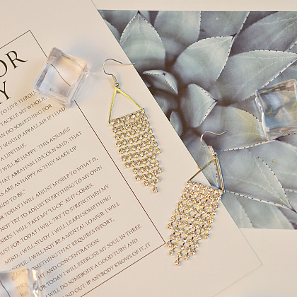 PandaHall Selected идея серег с кисточками с блестящими бриллиантами-5