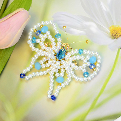 Broche en perles de poire en forme de papillon-7