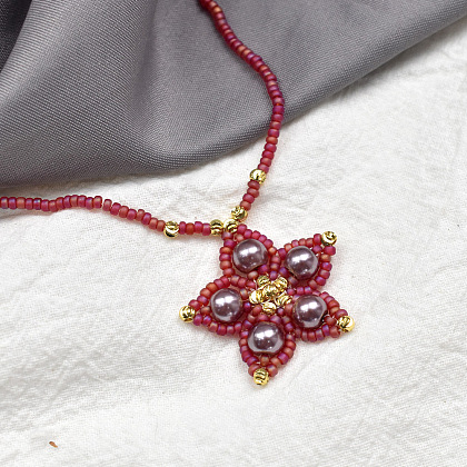 PandaHall Selected мастер-класс по изготовлению подвески-цветка со стеклянным жемчугом-6