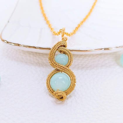 Подвеска в виде тыквы из проволоки с бусинами из драгоценных камней-8