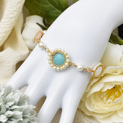 Простой браслет из проволоки с драгоценными камнями