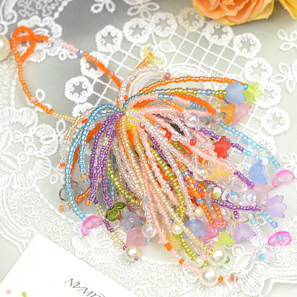 Разноцветный кулон-фейерверк из бисера