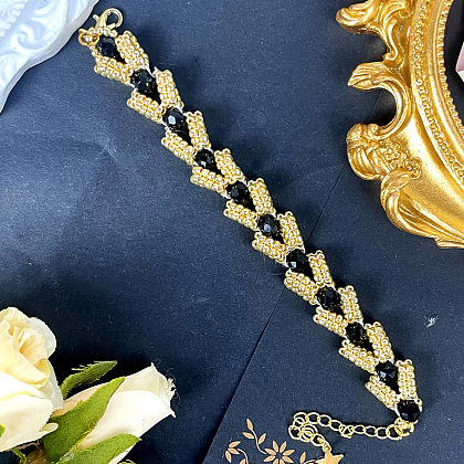 Браслет из черного и золотого стекла со стеклянными бусинами-6