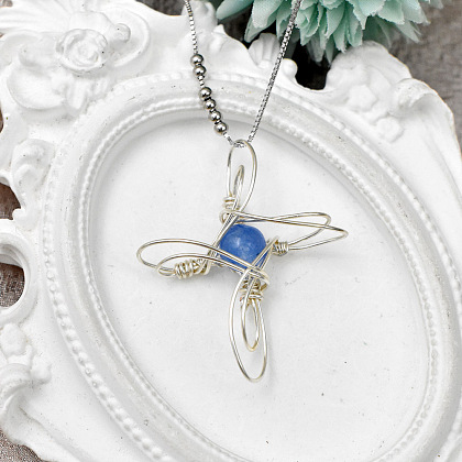 Драгоценный камень в форме звезды, обернутый проволокой-5