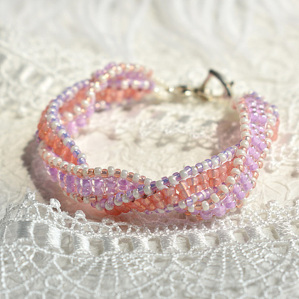 Bracelet perlé de graines roses et violettes-7