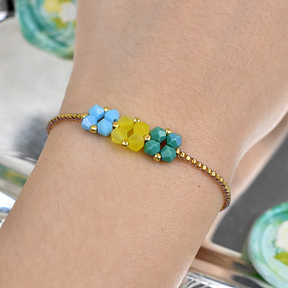 Простой биконический браслет из стеклянных бусин в лесном стиле-7