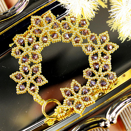 Flower Crystal Beaded Bracelet-1
