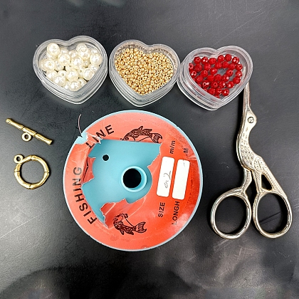 Красно-золотой браслет с жемчугом и стеклянными бусинами-2