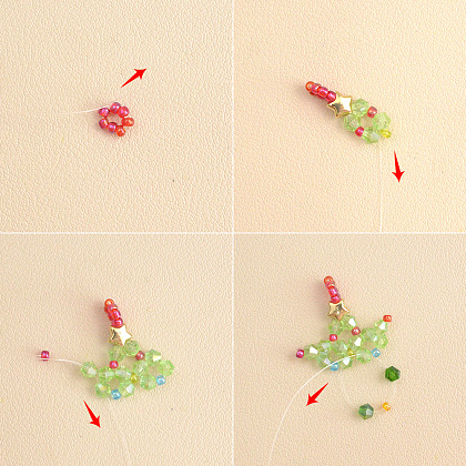 Подвеска из стеклянных бусин в виде рождественской елки-3