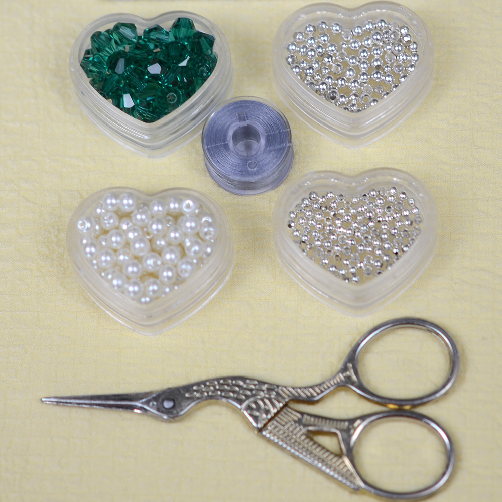 Зеленый двухконусный браслет из стеклянных бусин со стеклянными жемчужными бусинами-3