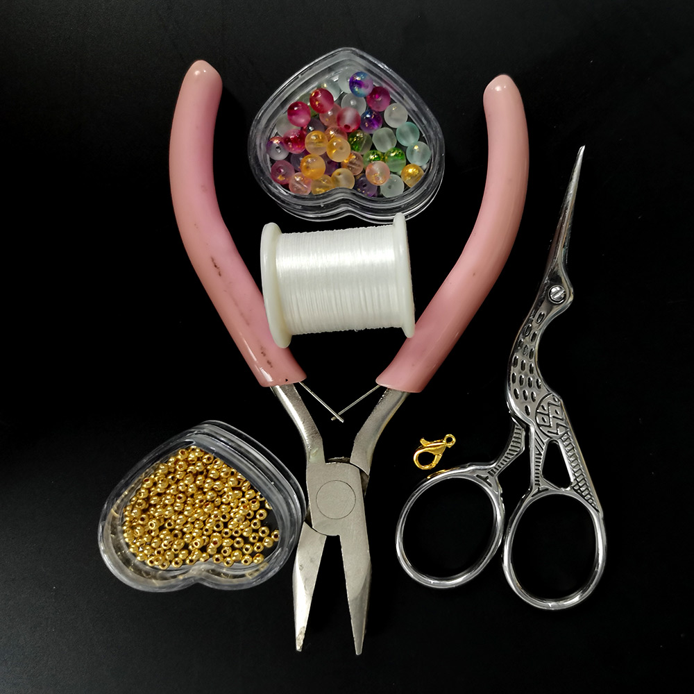 PandaHall Selected идея браслета с матовыми стеклянными бусинами, окрашенными распылением-2