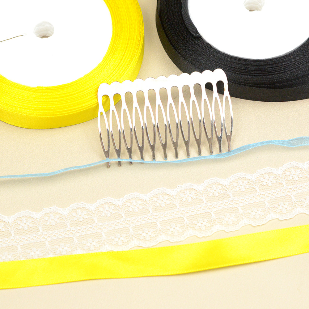 Заколка для волос из ленты