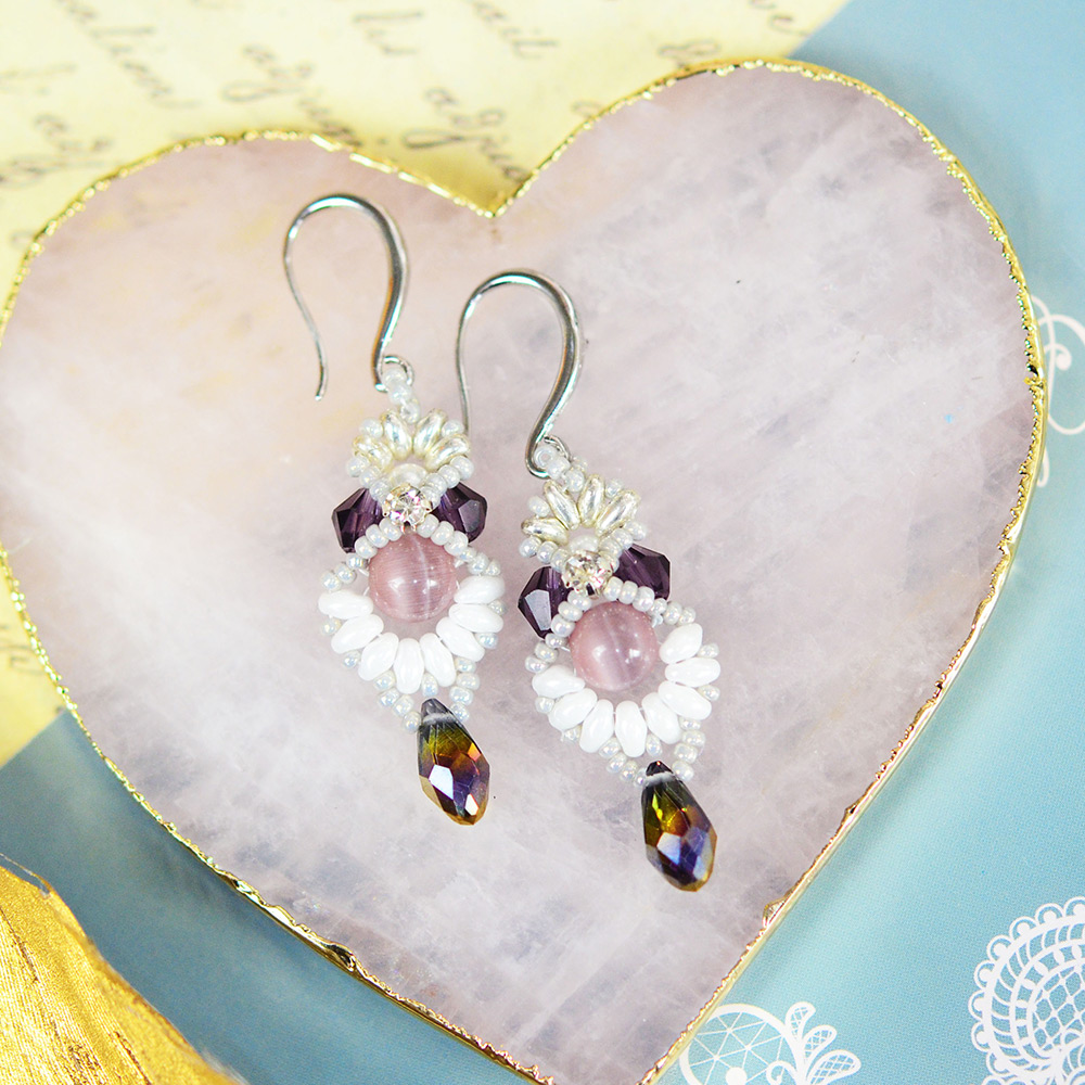 Изысканные серьги с разнообразными бусинами-1