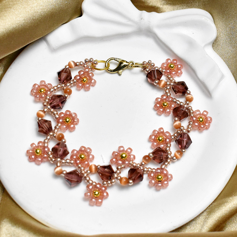 Старинный стеклянный браслет с цветочным узором-8