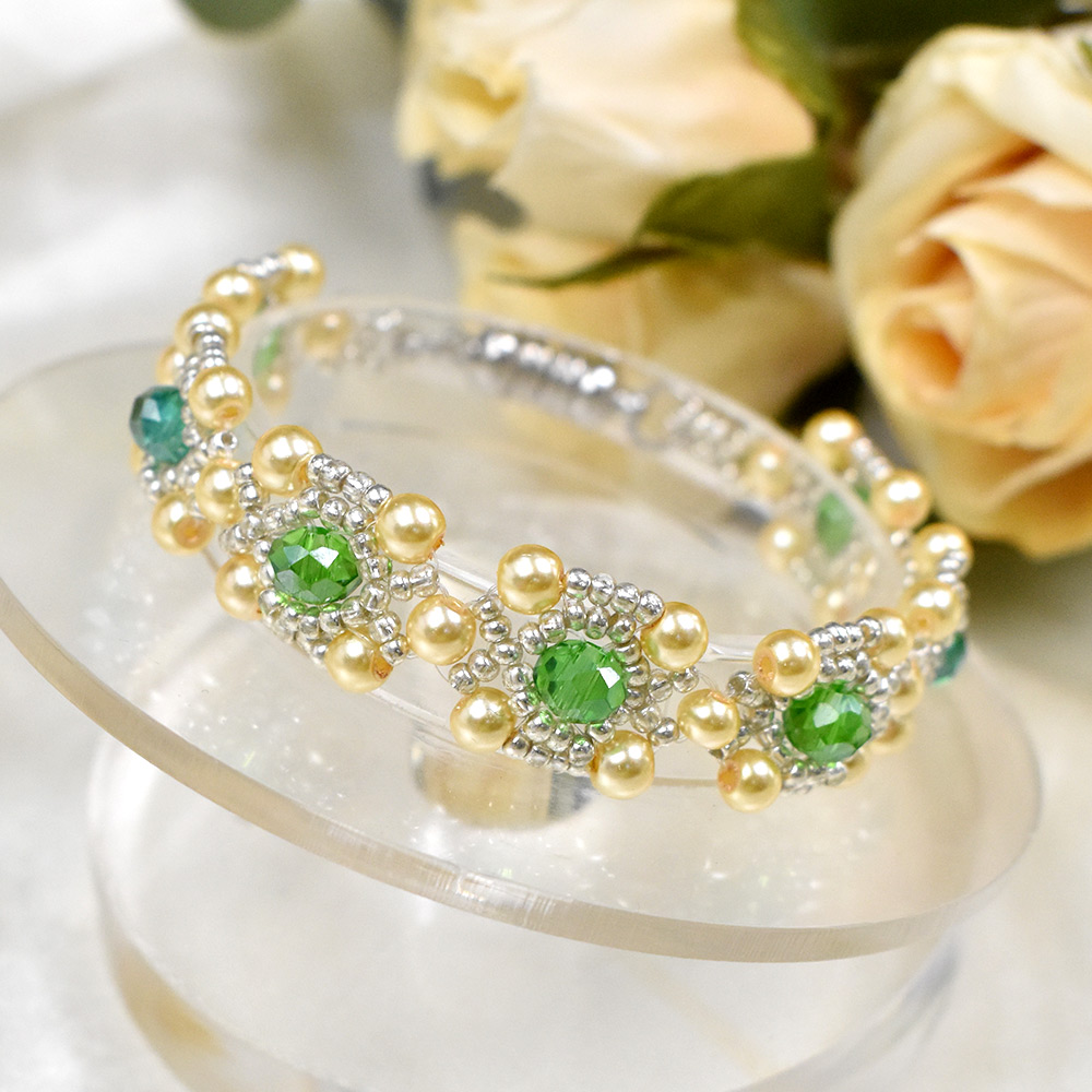 PandaHall Selected мастер-класс по изготовлению элегантного браслета из бисера с ободом.-1