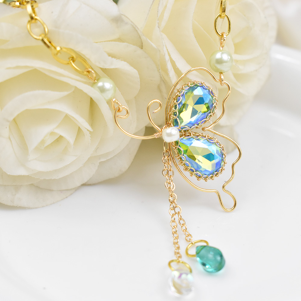 Подвеска-бабочка из проволоки со стеклянными стразами-6