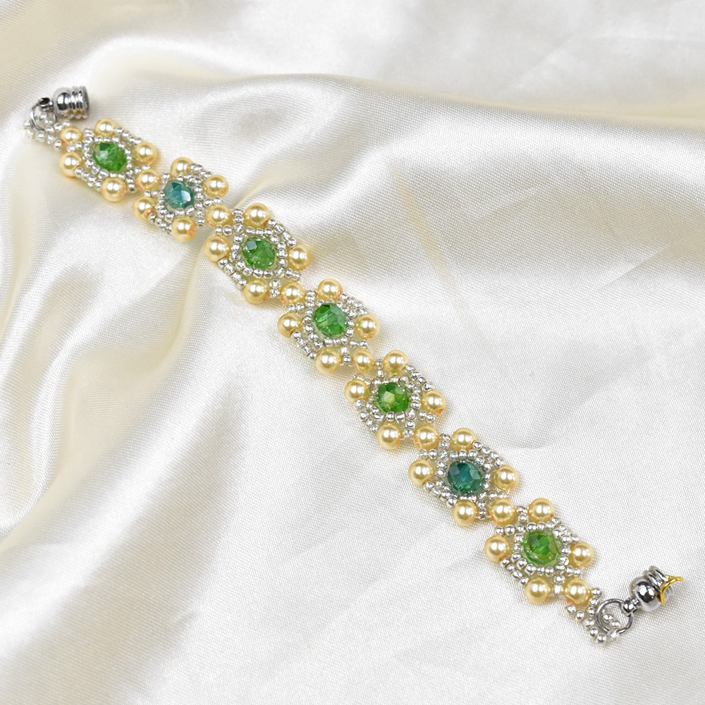 PandaHall Selected мастер-класс по изготовлению элегантного браслета из бисера с ободом.-8