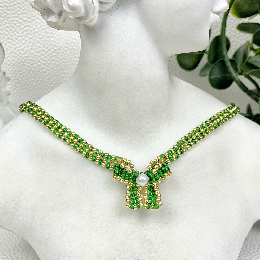 PandaHall Selected мастер-класс по изготовлению колье с бантом из бисера-1