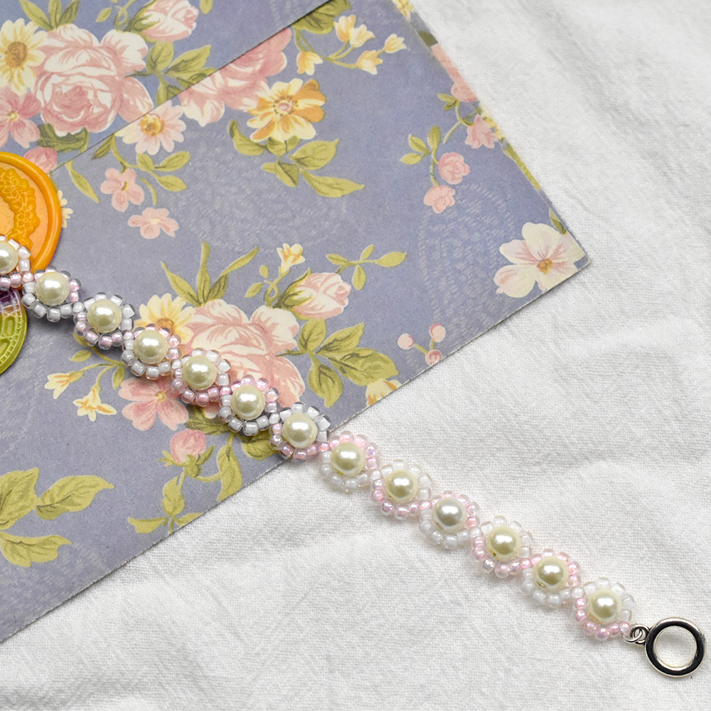 PandaHall Selected мастер-класс по градиентному браслету из жемчуга и бисера-5