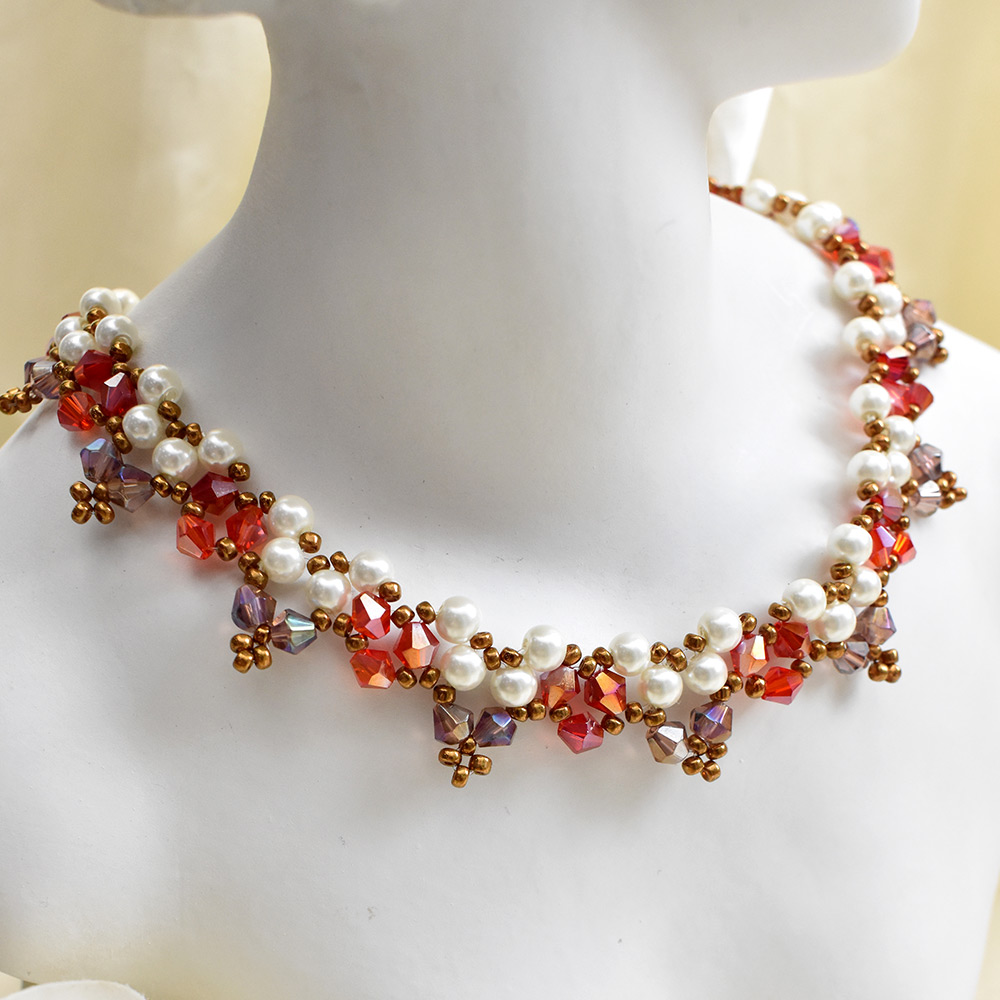 PandaHall Selected мастер-класс по изготовлению винтажного колье из жемчуга и биконусов-8