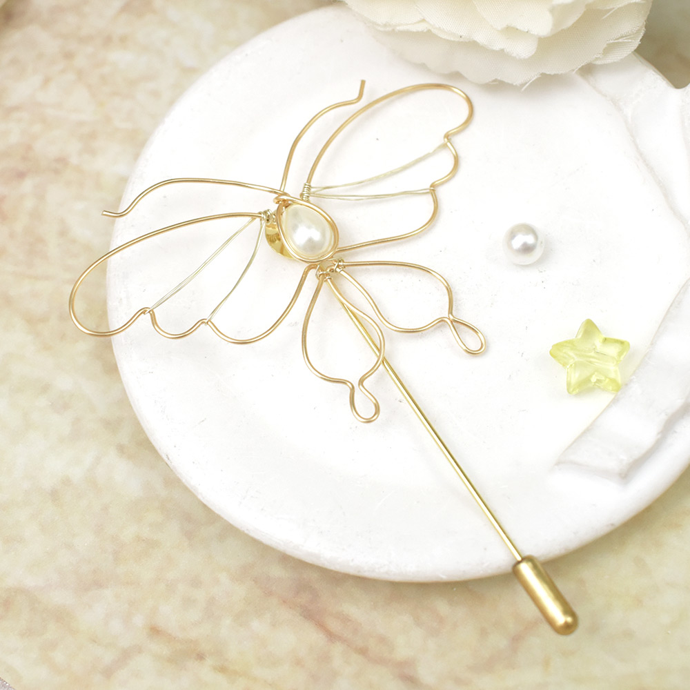 Брошь-бабочка из проволоки-5