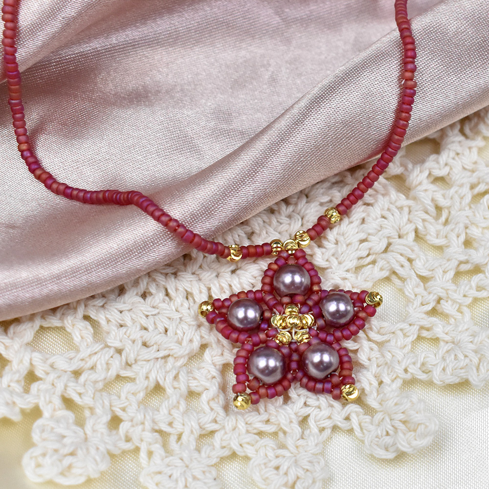 PandaHall Selected мастер-класс по изготовлению подвески-цветка со стеклянным жемчугом-7