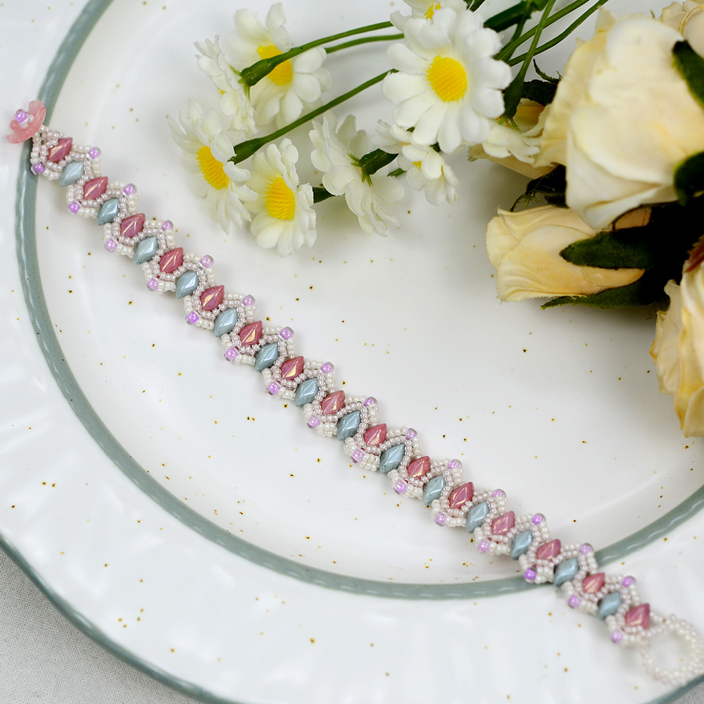 Браслет из стеклянных бусин с 2 отверстием-8