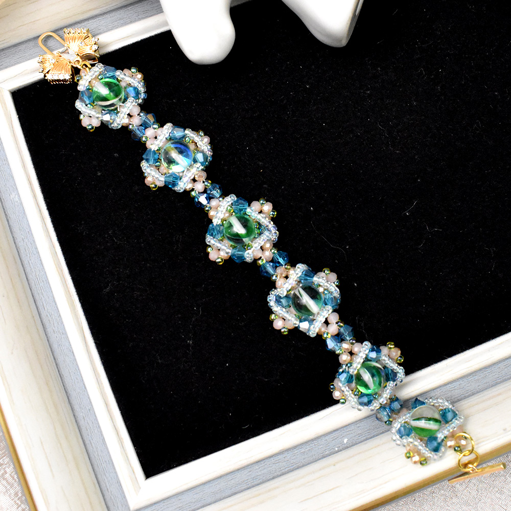 Браслет из лазурного хрусталя и жадеита с бусинами-6