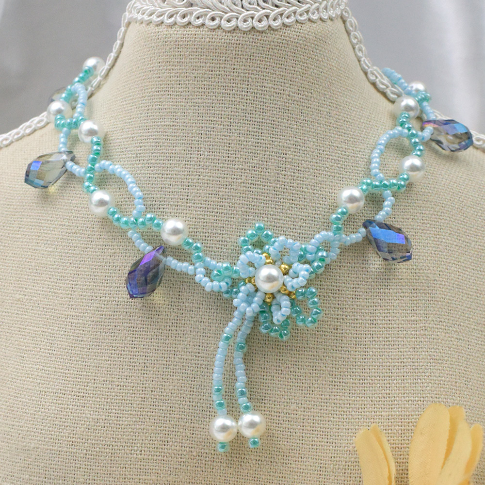 Ожерелье из голубых цветочных семян и жемчуга-1