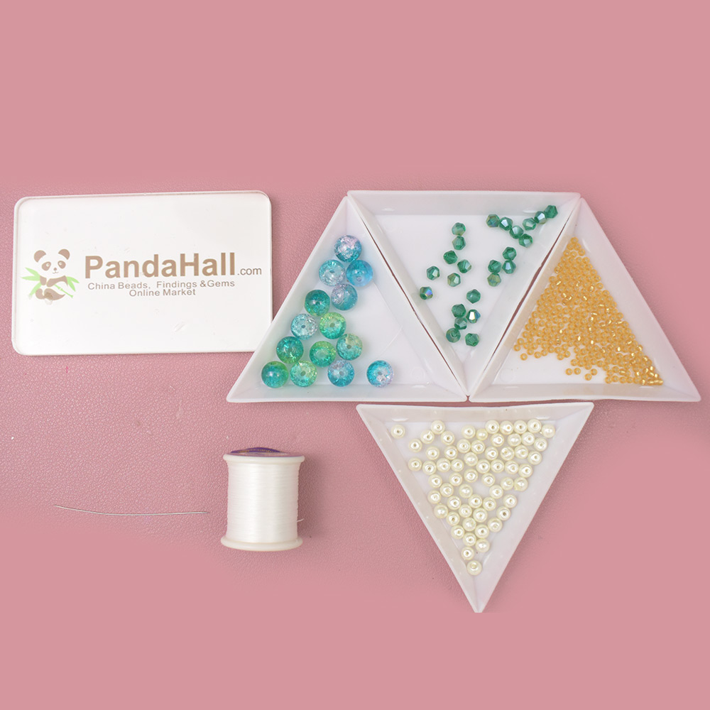 Браслет из синих и зеленых стеклянных бусин-2