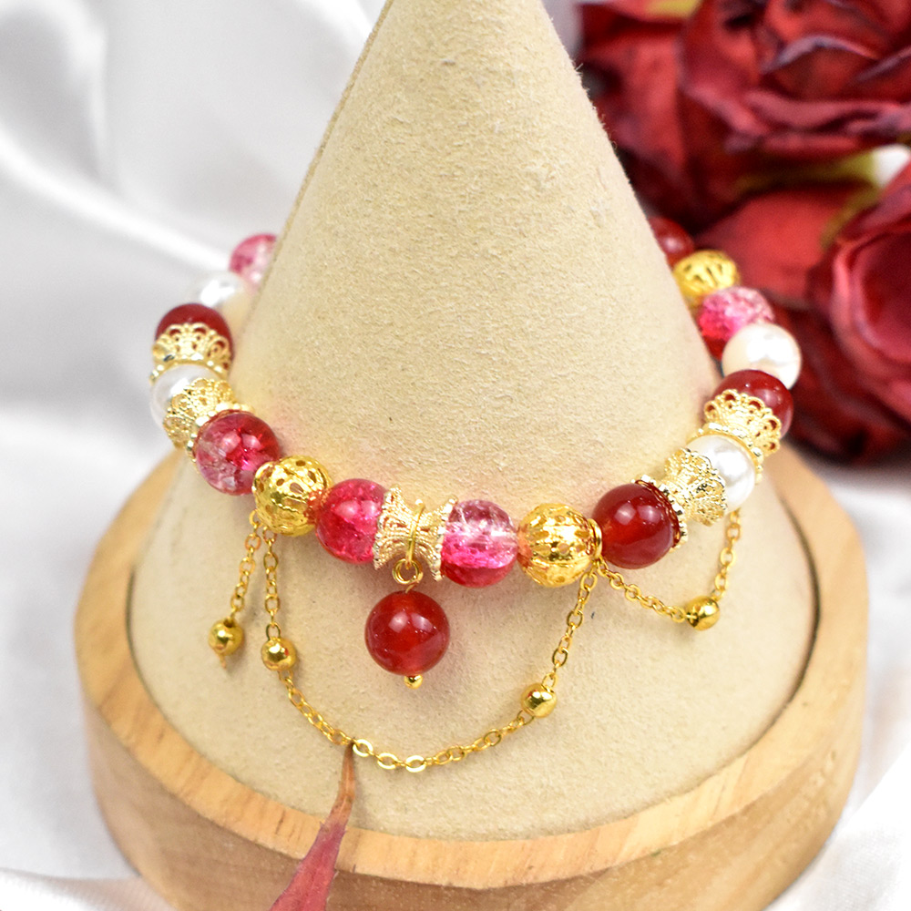 Браслет-цепочка с красными бусинами из драгоценных камней-1